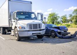 Semi-Truck Crash in Kansas City? Why You Need a Skilled Personal Injury Lawyer